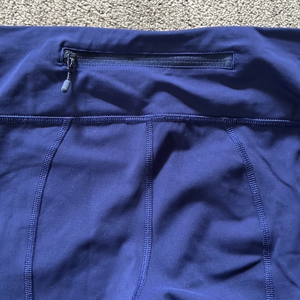 LULULEMON Womens Navy Blue Pace Rival Crop 22 work out legging - Size 4 - Picture 6 of 8